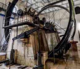Salzmuseum mit Quellenbau in der Alten Saline