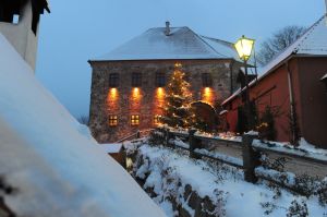 Weihnachtsmarkt auf Schloss Burgtreswitz