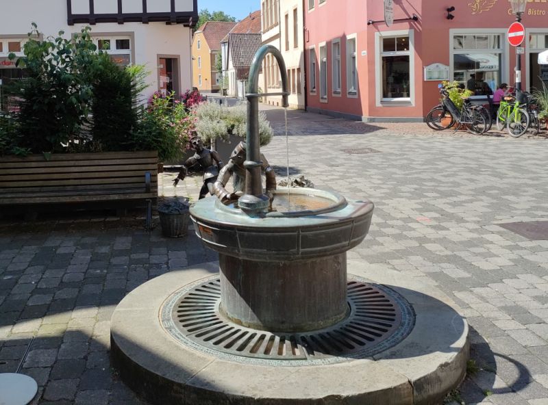 Brunnen Heumarkt