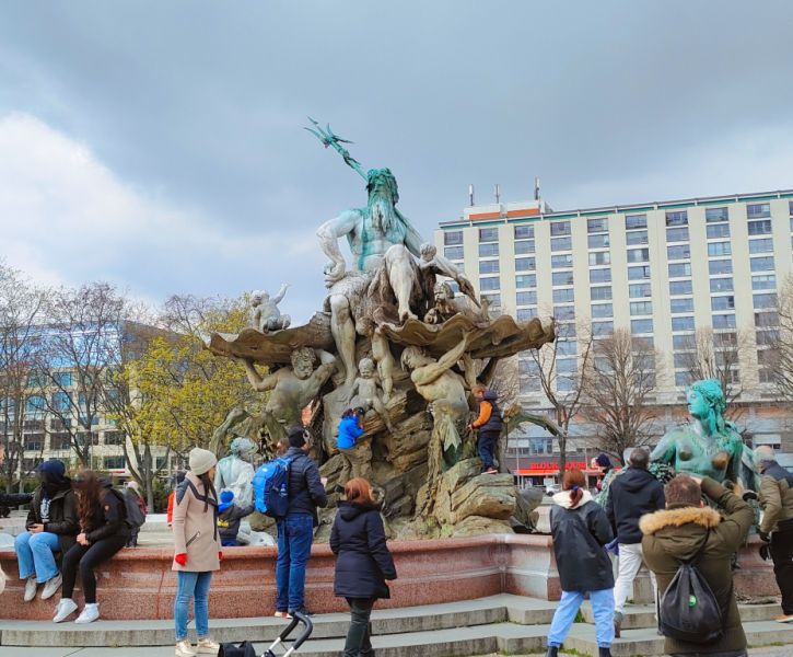 Neptunbrunnen, Berlin