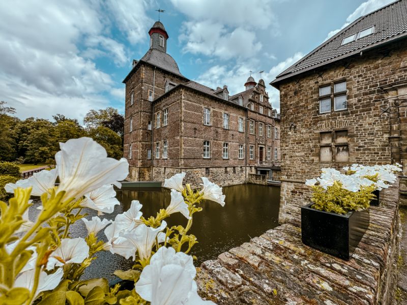 Schloss Hugenpoet, Essen