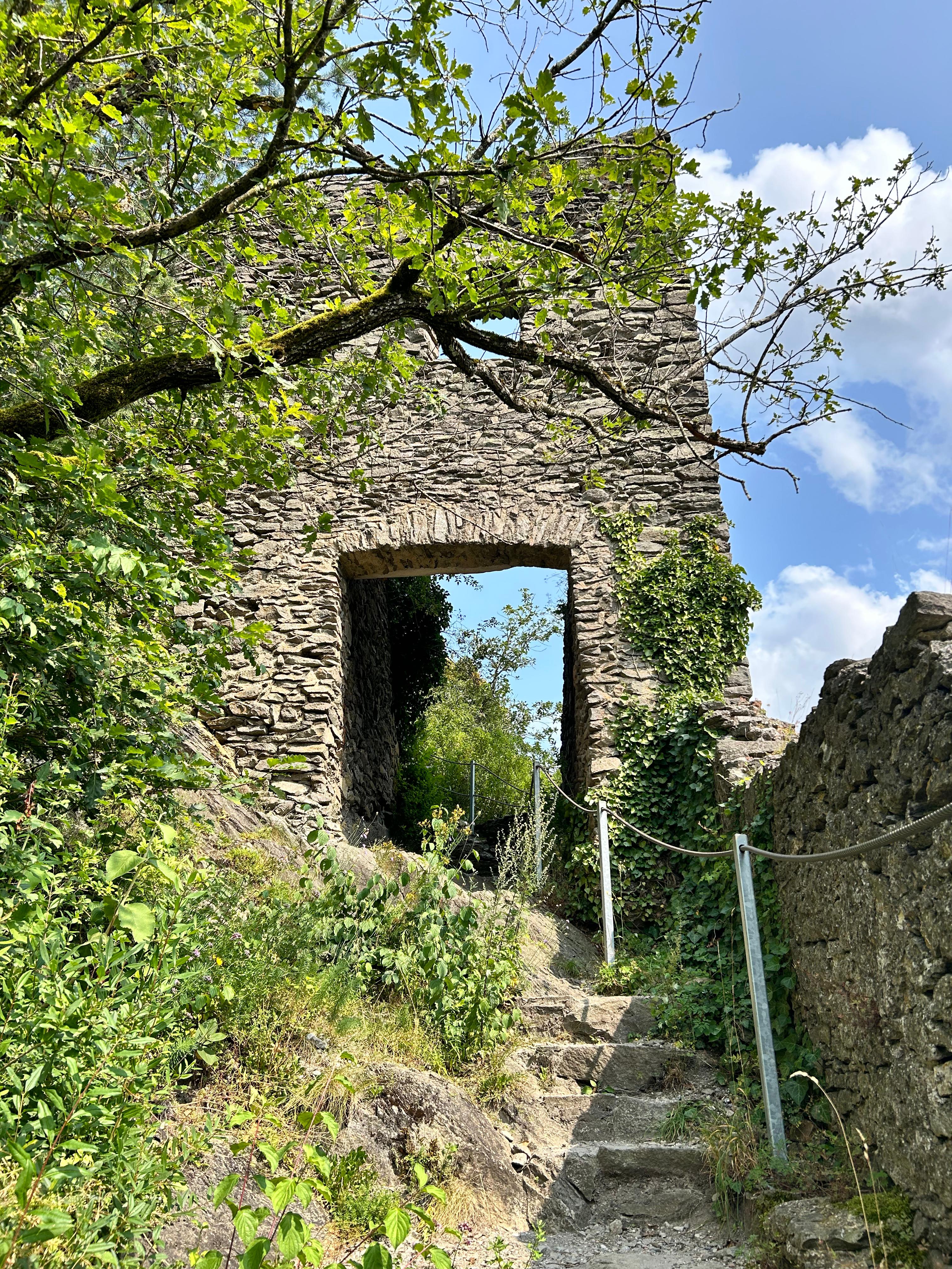 Torturm Burg Hohenkrähen